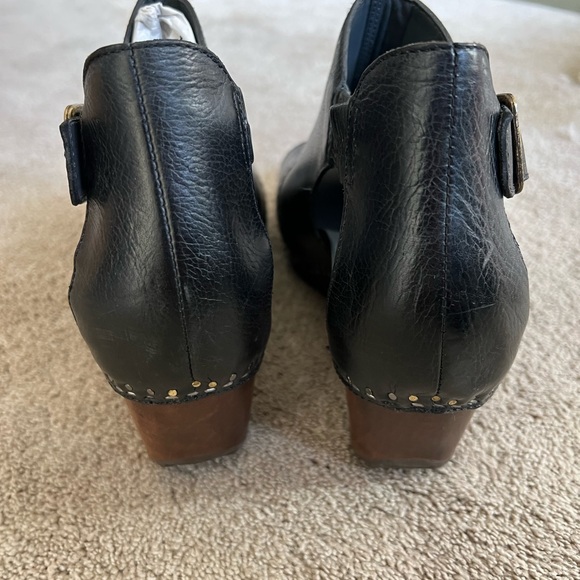 dansko womens sable wedge sandal